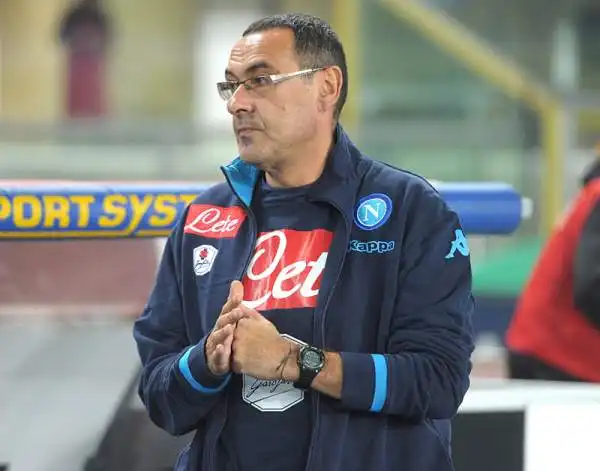 Quarta vittoria consecutiva per il Napoli di Sarri che piga il Chievo nel secondo tempo ed espugna il Bentegodi con un gol del suo bomber Higuain.