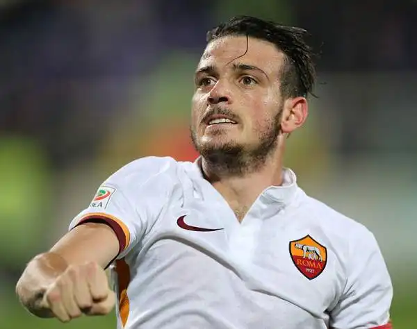 I giallorossi di Garcia mandano un segnale a tutto il campionato espugnando il Franchi e conquistando la vetta della classifica: Roma a segno con l'ex di turno Salah e Gervinho.