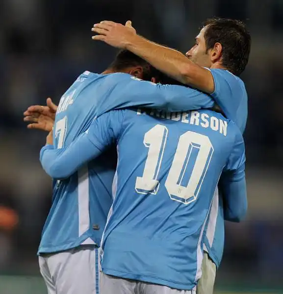 Successo di prestigio per la Lazio, 3-0 in casa contro il celebrato Torino di Ventura. Lulic e un rinato Felipe Anderson (doppietta) regolano i granata.