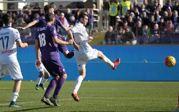 La Fiorentina strapazza il Frosinone. I viola travolgono per 4-1 i ciociari.