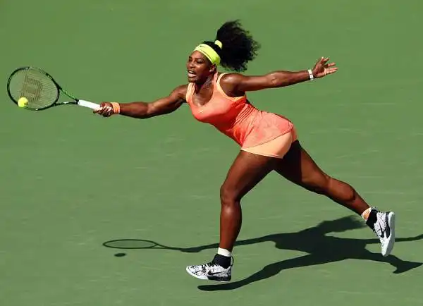 Una buona notizia è in arrivo per tutte le avversarie di Serena Williams: la numero uno del tennis mondiale infatti è pronta a fermarsi. Non si tratta però di un ritiro ma di una pausa maternità.