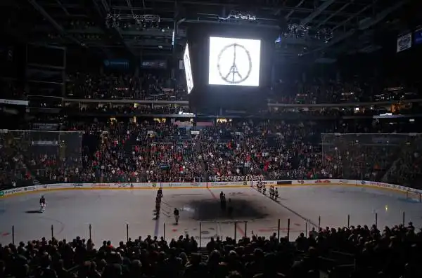 Columbus Blue Jackets contro Arizona Coyotes, partita di NHL, il campionato nordamericano di hockey su ghiaccio.