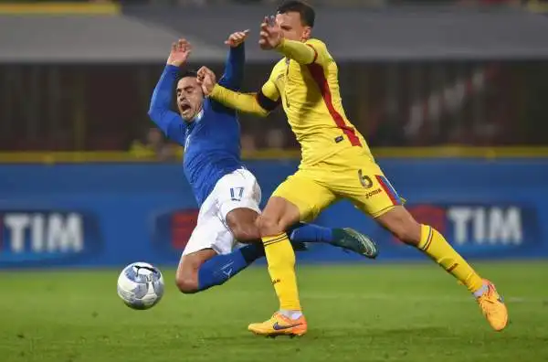 Italia-Romania 2-2. Eder 6. Non è l'attaccante guizzante di questo inizio stagione, ma crea sempre pericoli quando gioca palla. Si conquista anche il rigore.