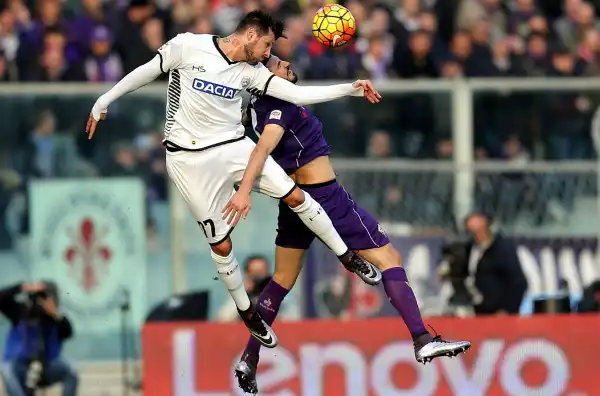 Fiorentina-Udinese 3-0. Thereau 6. Lotta ed è il giocatore che crea più pericoli alla difesa viola. Cala nella ripresa.