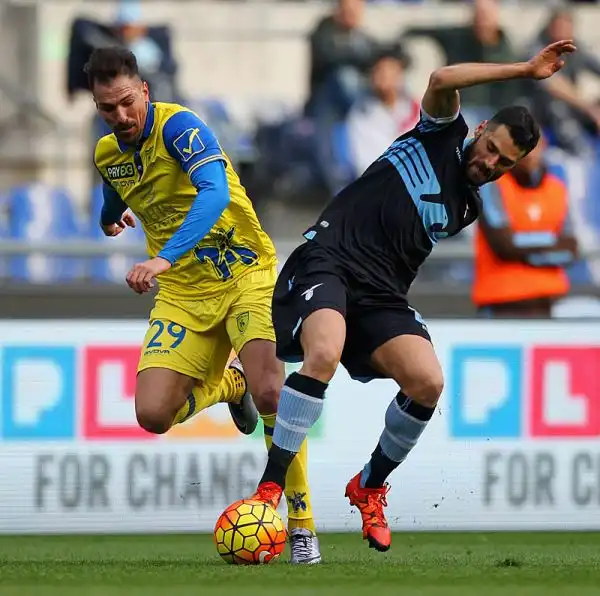 Poker della Lazio in rimonta contro il Chievo: Cesar gela in avvio l'Olimpico, nella ripresa Candreva con una doppietta, Cataldi e Keita ribaltano il risultato.