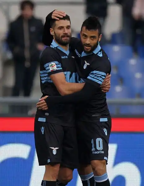 Poker della Lazio in rimonta contro il Chievo: Cesar gela in avvio l'Olimpico, nella ripresa Candreva con una doppietta, Cataldi e Keita ribaltano il risultato.