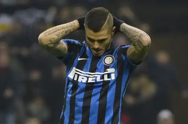 Icardi 5. Inizialmente bocciato da Mancini, entra e si guadagna il rigore. Il palo trasforma la serata del suo riscatto in un vero e proprio incubo: sparisce dal campo e guarda i suoi naufragare.