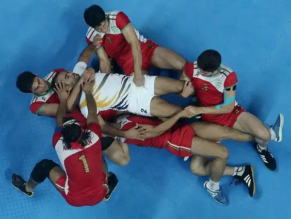 Il Kabaddi è un gioco che combina le caratteristiche del Wrestling e del Rugby, un mix di agilità e di potenza. L'india si è finora aggiudicata tutte le edizioni della World Cup.