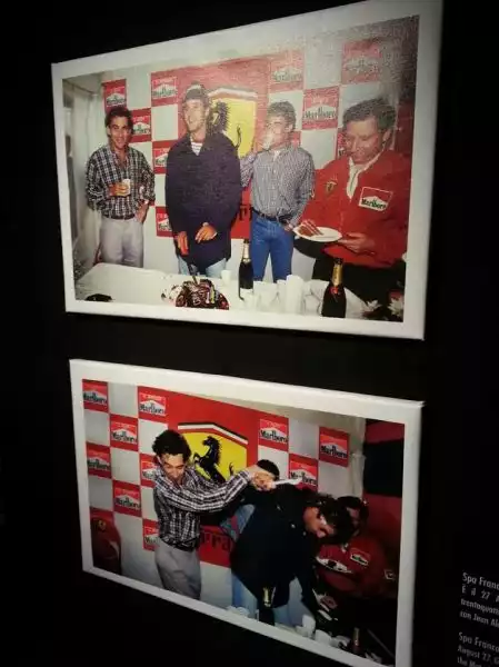 La mostra "Ayrton Senna. Lultima notte", allestita all'Autodromo di Monza, dal 17 febbraio al 24 luglio 2016, è arricchita da una selezione di circa cento fotografie di Ercole Colombo.