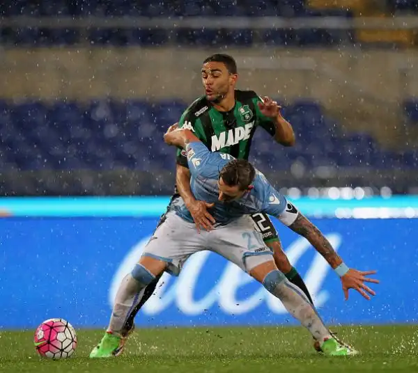 Sassuolo padrone all'Olimpico, Lazio affondata. I neroverdi si impongono per 2-0 a Roma.