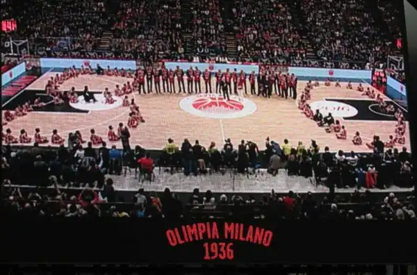 Le foto delle celebrazioni per gli 80 anni dell'Olimpia, con Meneghin, Fucka, Gallinari, Premier, Riva e tanti altri.