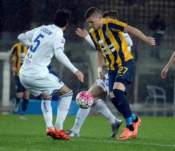 La Sampdoria vince nettamente al Bentegodi, con i gol di Soriano, Cassano e Lazaros, e di fatto condanna il Verona ormai ultimo e staccato 9 punti dalla zona salvezza.