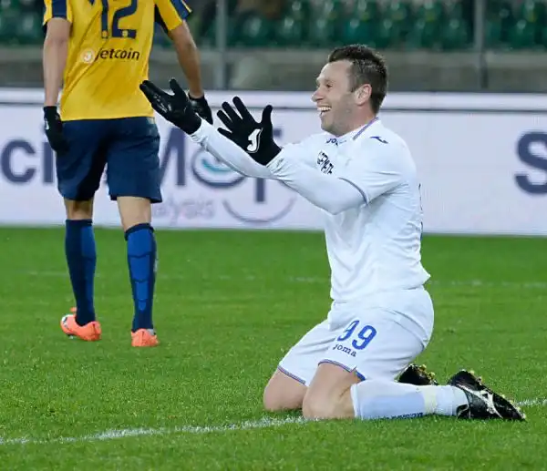 La Sampdoria vince nettamente al Bentegodi, con i gol di Soriano, Cassano e Lazaros, e di fatto condanna il Verona ormai ultimo e staccato 9 punti dalla zona salvezza.