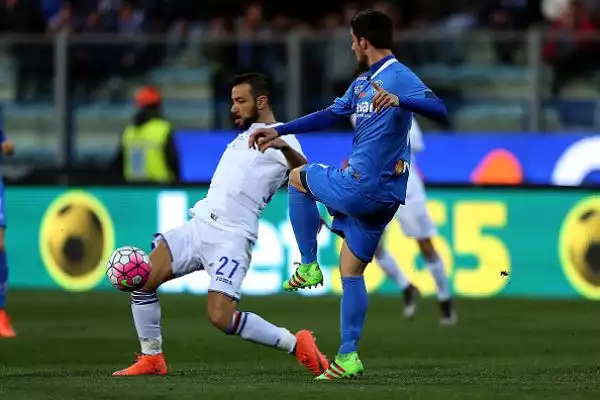 Inedito Laurini, Samp raggiunta. Il primo gol in carriera del difensore dell'Empoli vale l'1-1 nel primo anticipo del sabato.