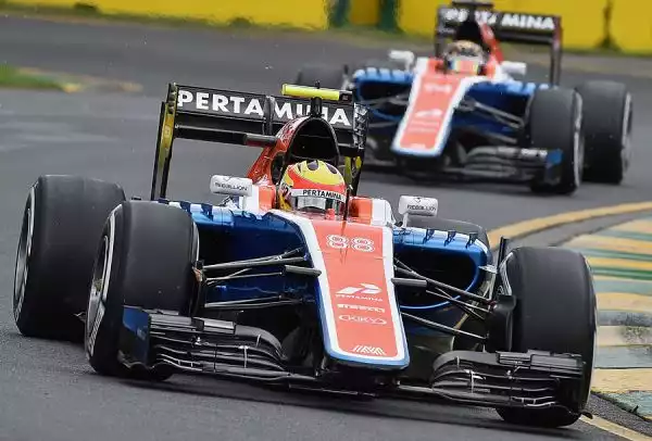 Hamilton fa il vuoto anche nella seconda sessione di prove Libere al GP d'Australia. Il pilota della Mercedes ha fatto registrare il miglior tempo (1'38"841). Alle sue spalle Hulkenberg e Raikkonen.