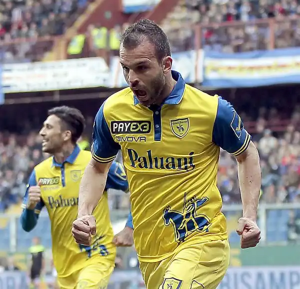 Il Chievo si porta a + 6 sui blucerchiati vincendo 1-0 e inguaiando i liguri, che restano nella parte bassa della classifica. Un gol di Meggiorini basta agli uomini di Maran.