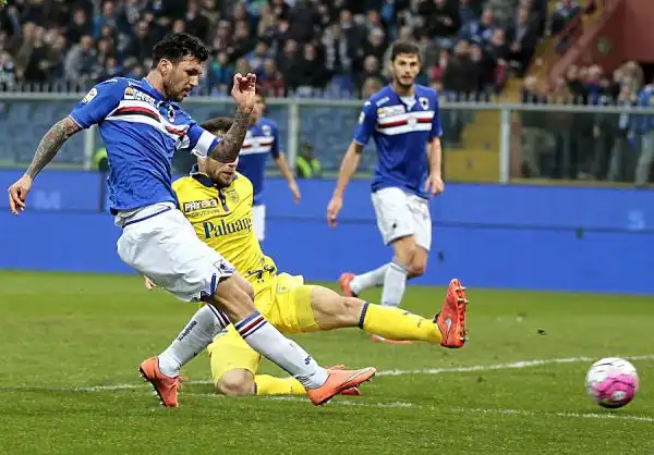 Il Chievo si porta a + 6 sui blucerchiati vincendo 1-0 e inguaiando i liguri, che restano nella parte bassa della classifica. Un gol di Meggiorini basta agli uomini di Maran.