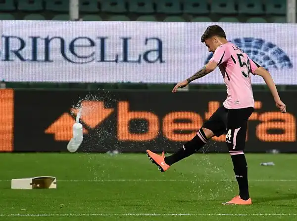 Alla prima di Simone Inzaghi in panchina la Lazio sbanca il Barbera per 3-0 grazie alla doppietta di Klose e al gol di Felipe Anderson rimettendosi così in corsa per il sesto posto.