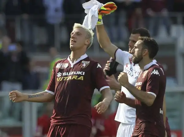 I granata stendono l'Atalanta con le reti di Bruno Peres e dell'ossigenato Maxi Lopez. Inutile la bella punizione di Cigarini, espulso De Roon nel finale.