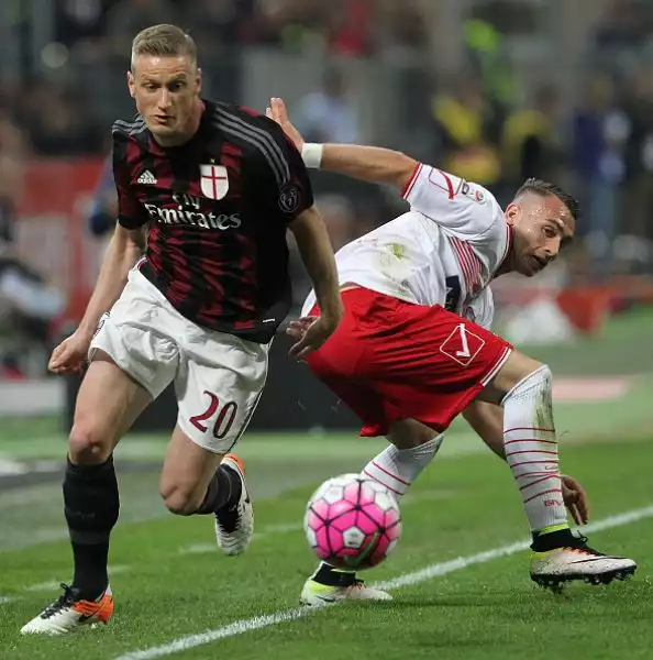 Milan-Carpi: un inutile, scialbo 0-0. A San Siro si chiude a reti bianche il posticipo della 34esima giornata di Serie A.