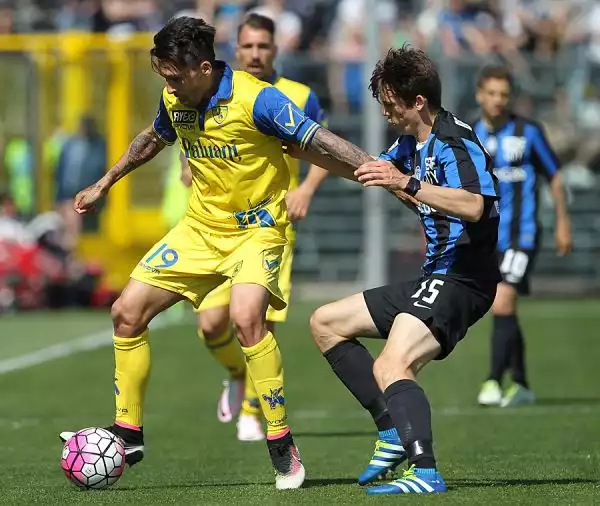 Con un gol del suo ritrovato attaccante Marco Borriello l'Atalanta piega il Chievo all'Azzurri d'Italia conquistando tre punti che la mettono al sicuro nella lotta alla salvezza.