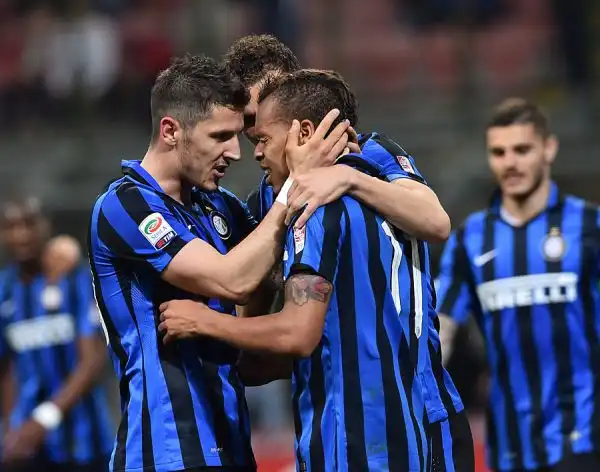 Ritorno alla vittoria per l'Inter, che piega in rimonta l'Udinese 3-1 con due marcatori che attendeva da tempo: Jovetic (doppietta) e Eder. Inutile la rete iniziale di Thereau.