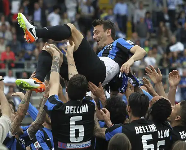 All'Azzurri di Italia finisce in parità: friulani salvi e standing ovation del pubblico di Bergamo per Bellini, all'ultima partita della carriera. DI Zapata e dello stesso Bellini i gol del match.