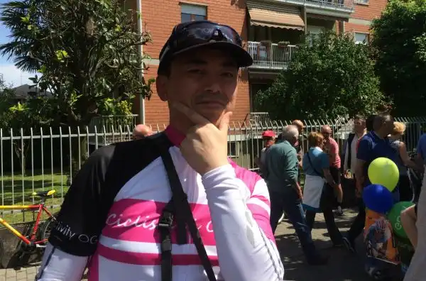 L'eroico tifoso giapponese venuto in Italia solo per il Giro: "Tifo per Genki Yamamoto e per la Nippo-Vini Fantini. Spero che Cunego vinca la maglia azzurra".