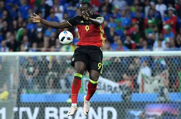 Lukaku 5. Combina davvero poco, schiacciato da De Rossi e Bonucci.