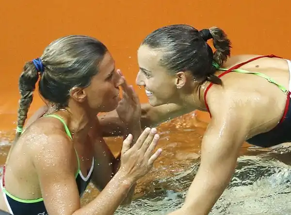Quattro anni dopo l'amarissimo quarto posto di Londra 2012, Tania Cagnotto e Francesca Dallapè si prendono la rivincita più bella, chiudendo addirittura al secondo posto, alle spalle delle cinesi.