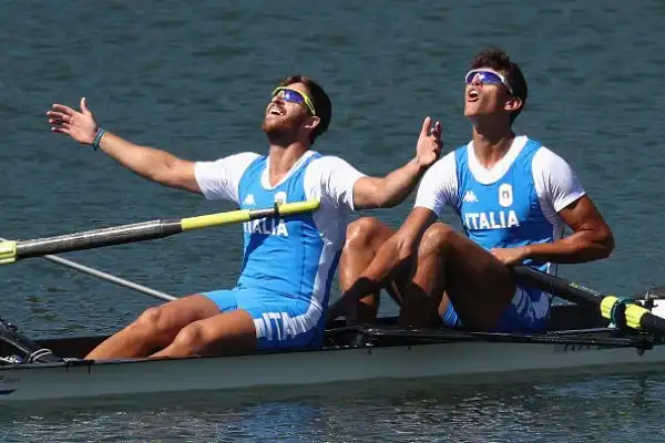 Il due senza di Marco Di Costanzo e Giovanni Abagnale ha conquistato una storica medaglia di bronzo. Mai in questa specialità l'Italia era riuscita a salire sul podio ai Giochi.