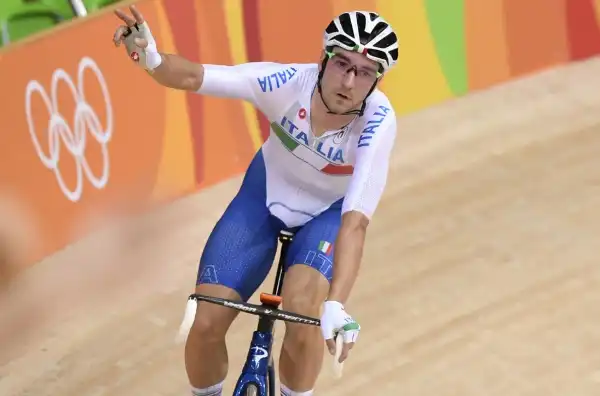 Elia Viviani, oro nell'Omnium di ciclismo su pista.