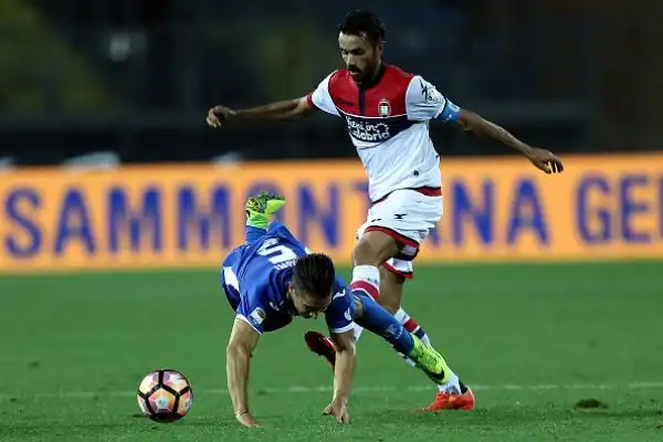 Nel primo tempo è Bellusci a sbloccare il risultato ma prima dell'intervallo Sampirisi trova il pareggio per gli ospiti. Al 57' Pasqual pennella sulla testa di Costa, che firma il decisivo 2-1