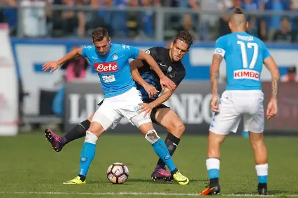 Gli azzurri, reduci dall'ottima prestazione in Champions contro il Benfica, vengono affondati per 1-0 dall'Atalanta. Per la Dea, trascinata da un grande Papu Gomez, in gol il giovane Petagna.