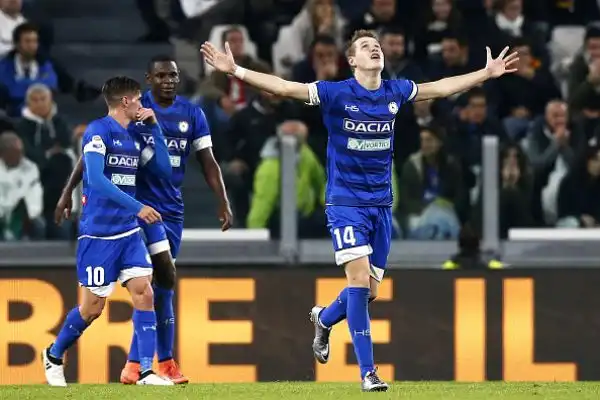 Dybala ribalta l'Udinese, fuga Juve. Vittoria in rimonta per la capolista.