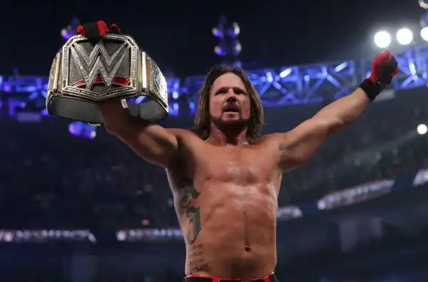 Al Golden 1 Center di Sacramento, in California, si è svolta lundicesima edizione di No Mercy, il pay-per-view WWE riservato al roster di Smackdown.