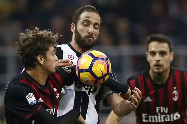San Siro resta un tabù per la Juventus che dopo la sconfitta con l'Inter perde anche col Milan, vittorioso grazie ad un gol di Locatelli ma anche ad una rete annullata ingiustamente a Pjanic.