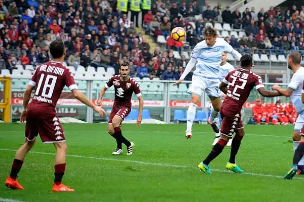 Pareggio show tra Torino e Lazio: i granata, avanti con Iago Falque, si fanno rimontare da Immobile e Murgia, ma trovano in extremis il 2-2 con Ljajic dal dischetto.