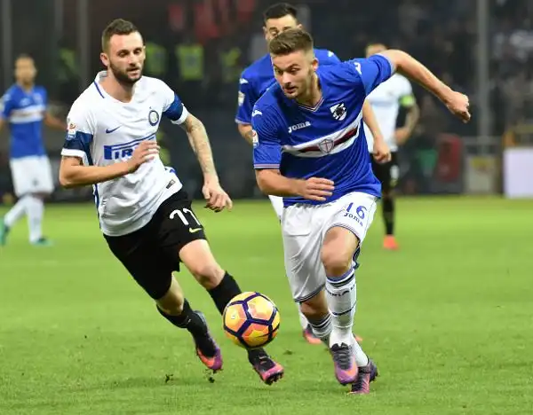 La Samp rimette nei guai l'Inter e De Boer. Con un gol di Quagliarella la squadra di Giampaolo piega i nerazzurri a Marassi riaprendo la crisi interista.