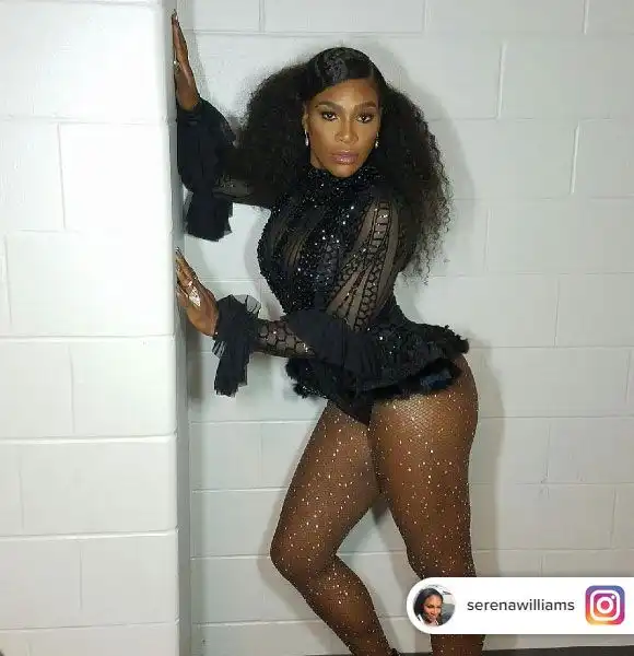 Oltre ad essere forse la più forte tennista di tutti i tempi, Serena Williams ha anche delle curve mozzzafiato e ama postare le sue bellissime foto su Instagram.