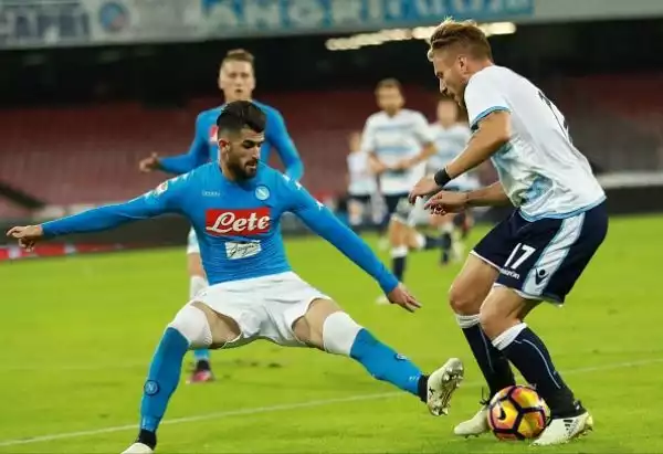 Il Napoli ha tenuto di più il pallone soprattutto nel secondo tempo, ma la squadra di Sarri paga la sterilità del proprio attacco e l'ingenuità del pareggio subito appena dopo il gol di Hamsik.