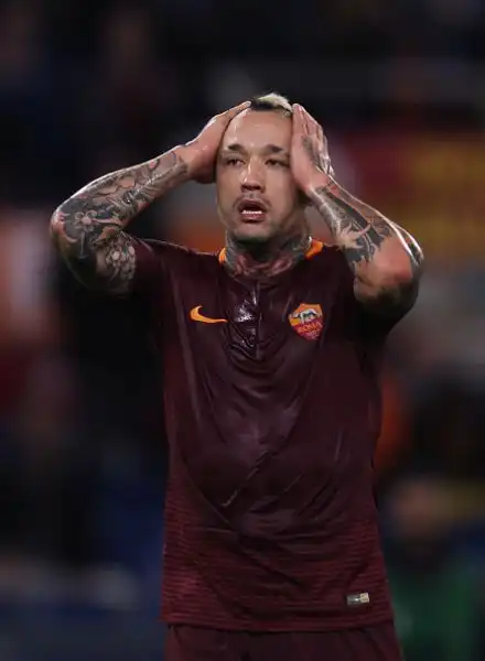 La Roma travolge il Bologna nel posticipo della dodicesima giornata di serie A. Il mattatore della serata è Mohamed Salah, autore della tripletta che non dà scampo ai rossoblu.