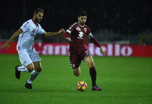 Partita a senso unico allo stadio Olimpico Grande Torino, con il Cagliari travolto nel primo anticipo del sabato dalle reti di Ljajic, Belotti, Benassi, Baselli e ancora Belotti.