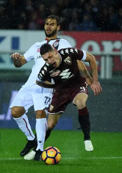 Partita a senso unico allo stadio Olimpico Grande Torino, con il Cagliari travolto nel primo anticipo del sabato dalle reti di Ljajic, Belotti, Benassi, Baselli e ancora Belotti.