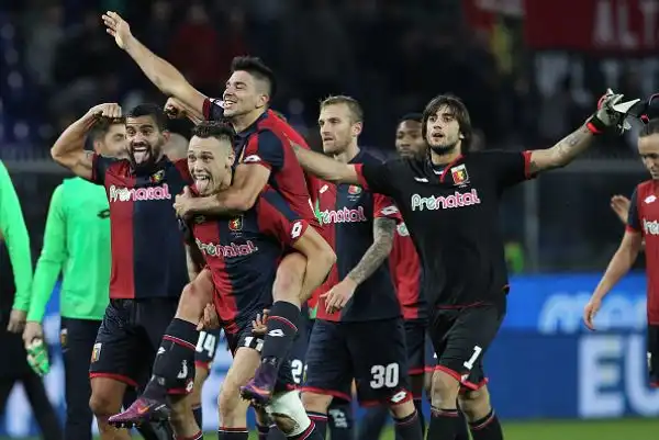 Il super Genoa di Juric supera la Juventus a Marassi ed infligge ai bianconeri la terza sconfitta in campionato. Decisiva la doppietta di Simeone e l'autorete di Alex Sandro.