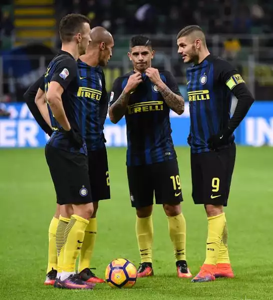 Match pirotecnico a San Siro, con l'Inter che parte fortissimo, subisce il ritorno della Fiorentina ma alla fine chiude i conti con Icardi (doppietta) per la prima vittoria dell'era Pioli.