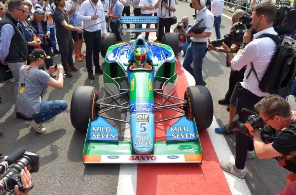 Il figlio di Michael Schumacher in pista a Spa con la Benetton sulla quale l'ex ferrarista vinse il primo titolo mondiale.