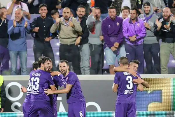 Una prodezza di Chiesa e un colpo di testa di Pezzella stendono il Bologna che aveva trovato il gol del momentaneo pareggio con il ritrovato Palacio.