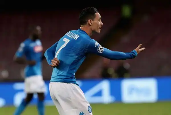 L'esultanza di Callejon dopo il terzo gol del Napoli.