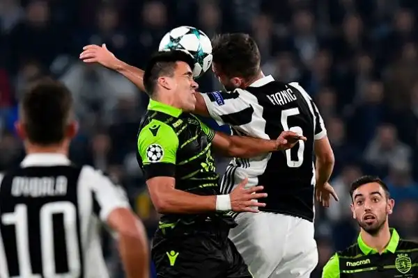 La Juventus si mette alle spalle i problemi del campionato e sconfigge 2-1 lo Sporting.